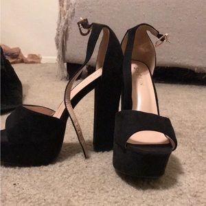 Black 5 inch peep toe strap chunky heel shoes